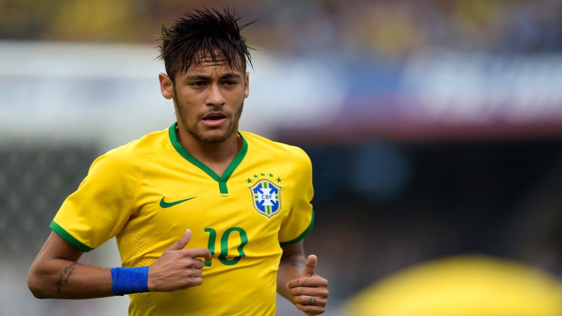 世界杯小组赛第三轮：中国队爆冷2比1战胜中北美劲旅 依然因净胜球出局